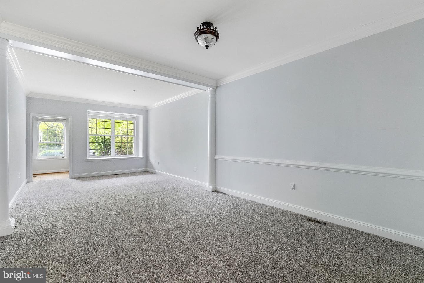 1118 Brians Way photo 4