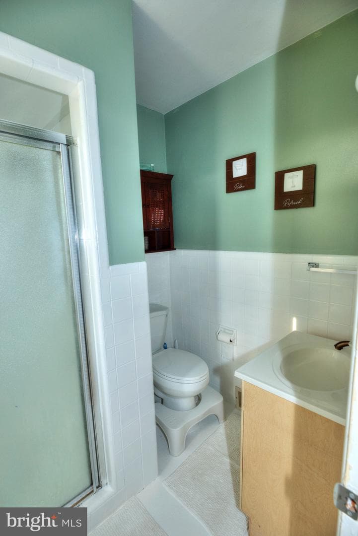 517 Barbara Drive photo 20