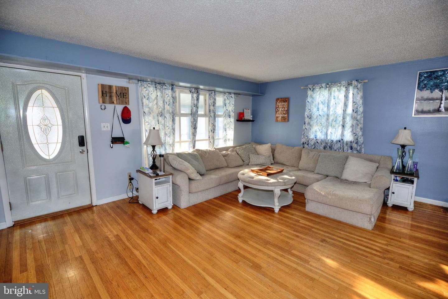 517 Barbara Drive photo 6