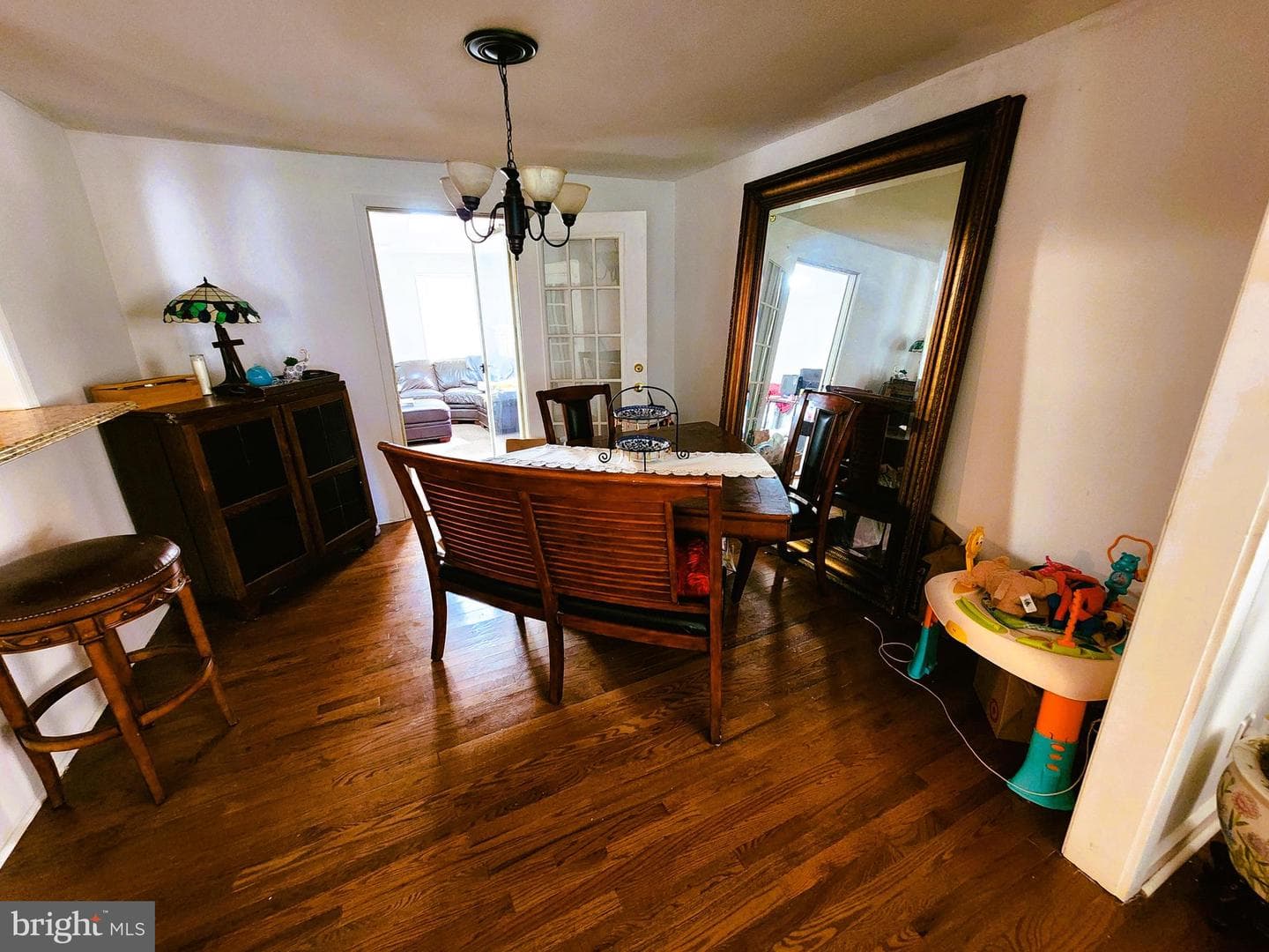 2536 Rosewood Avenue photo 5