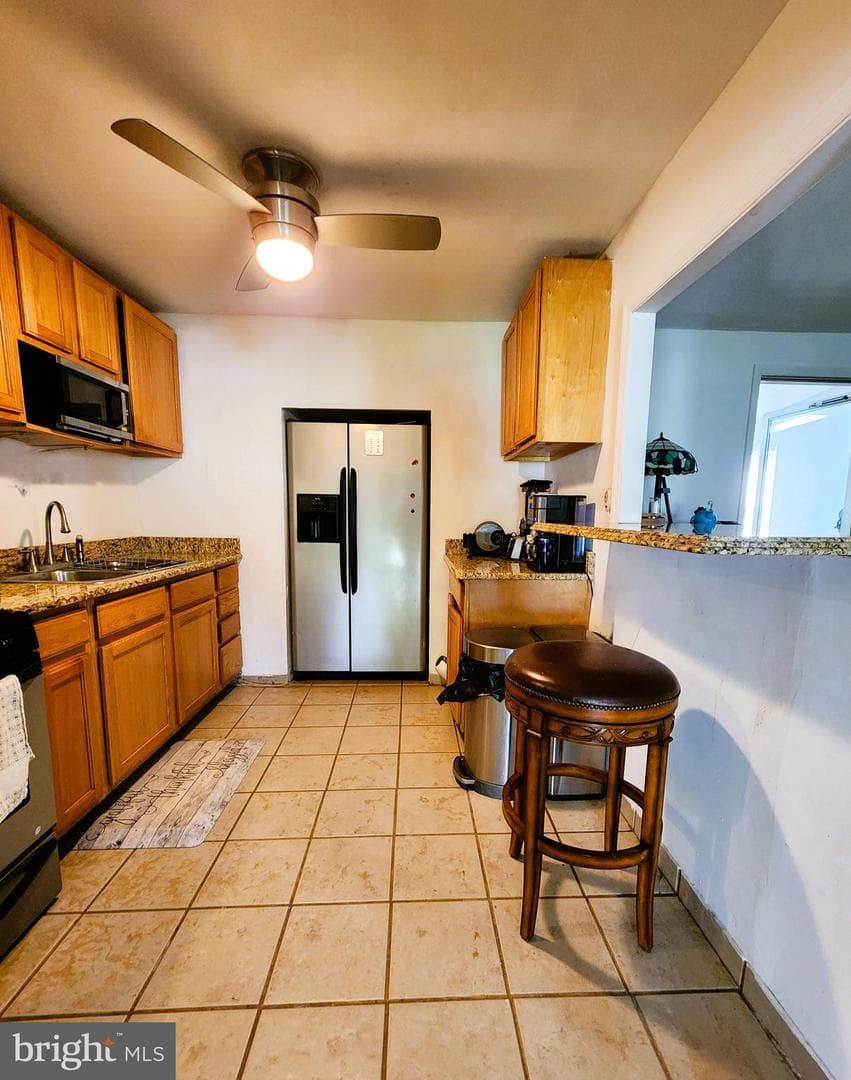 2536 Rosewood Avenue photo 7