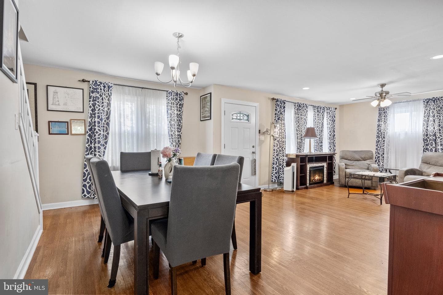 1582 Osbourne Avenue photo 2