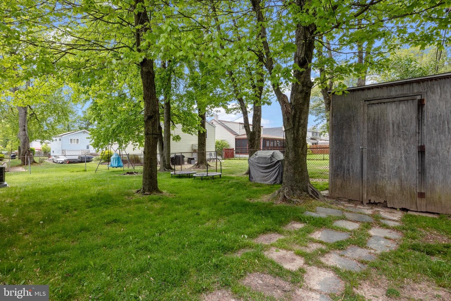 1582 Osbourne Avenue photo 28