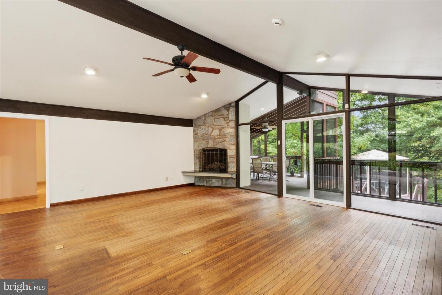 2250 Country Club Drive photo 3