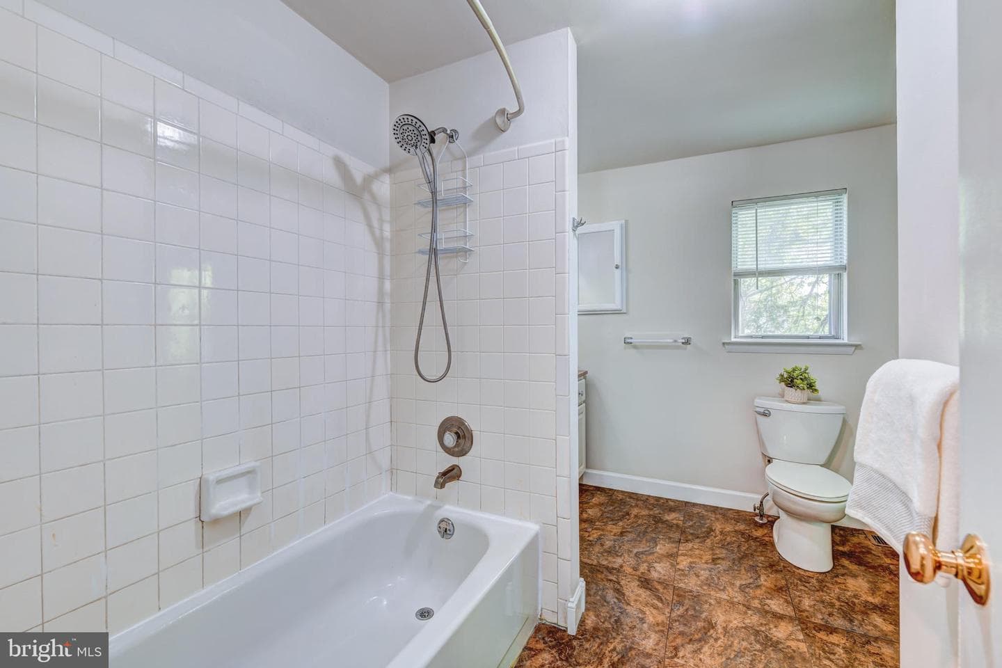 775 Hertford Drive photo 24