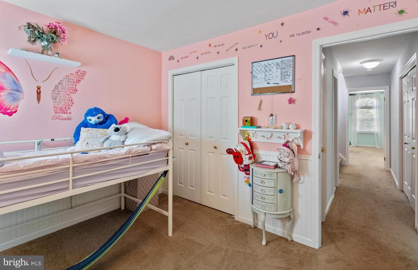 201 Georgetowne Court photo 15
