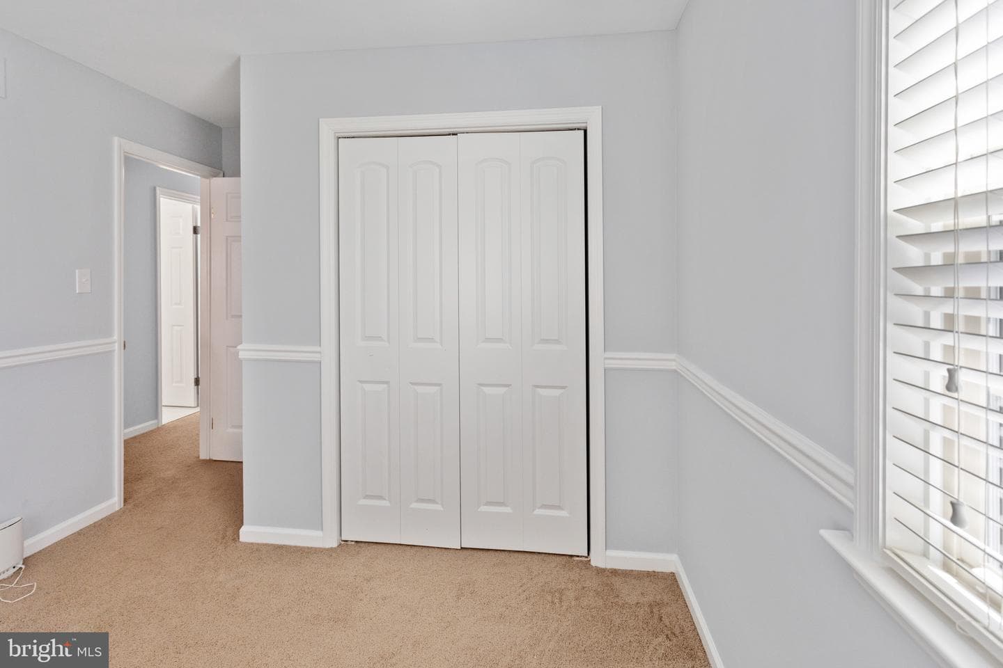 201 Georgetowne Court photo 18