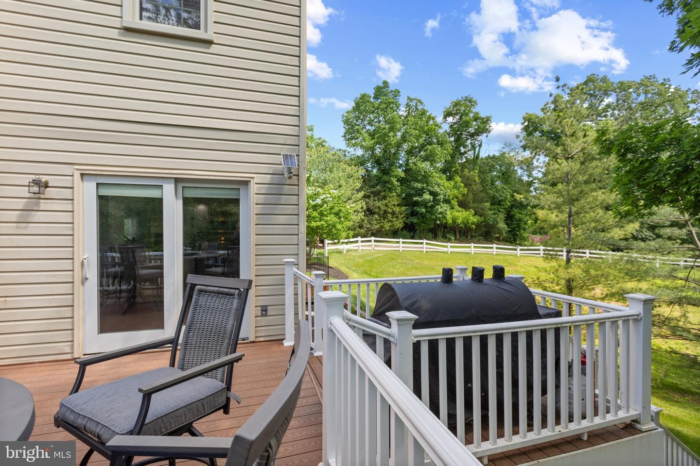 201 Georgetowne Court photo 28
