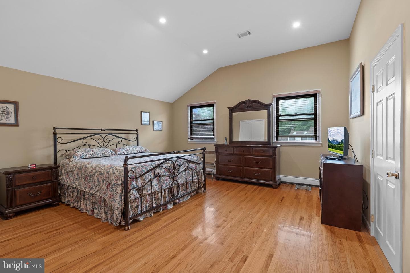 3778 Wheatsheaf Road photo 20
