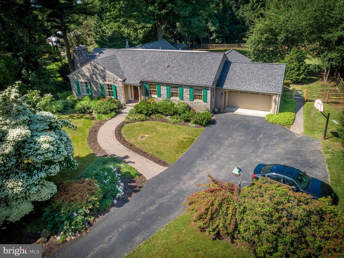 328 Conshohocken State photo 26