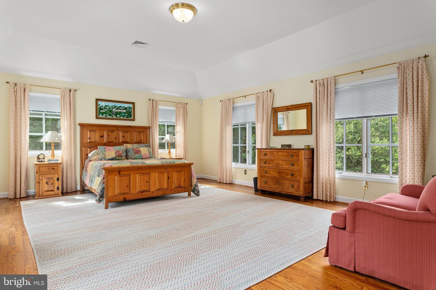 264 Glenmoor Road photo 32