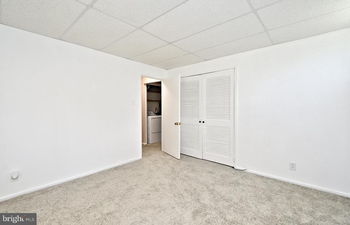 211 Oak Tree Road photo 37