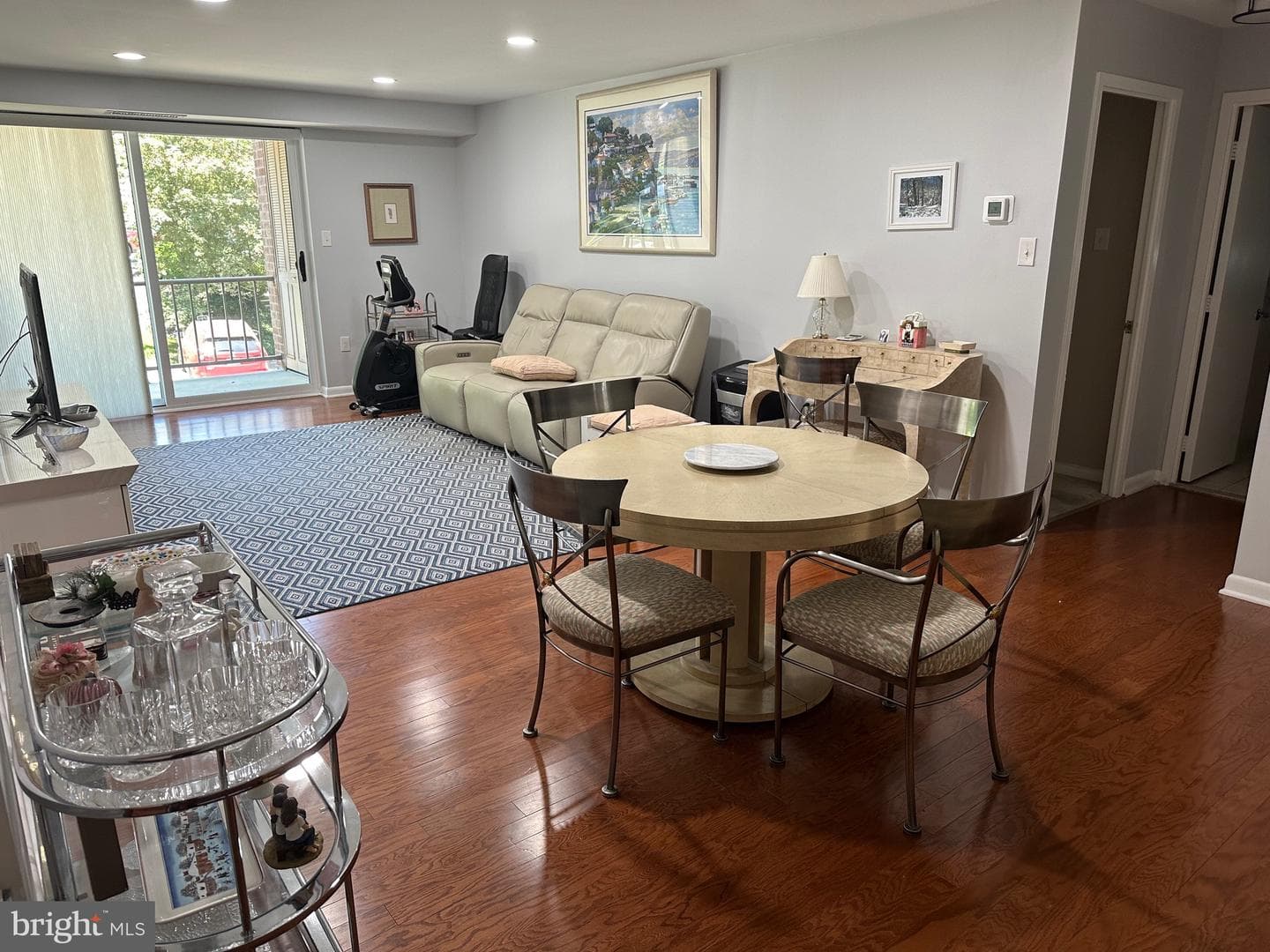 1637 Oakwood Drive #s209 photo 7