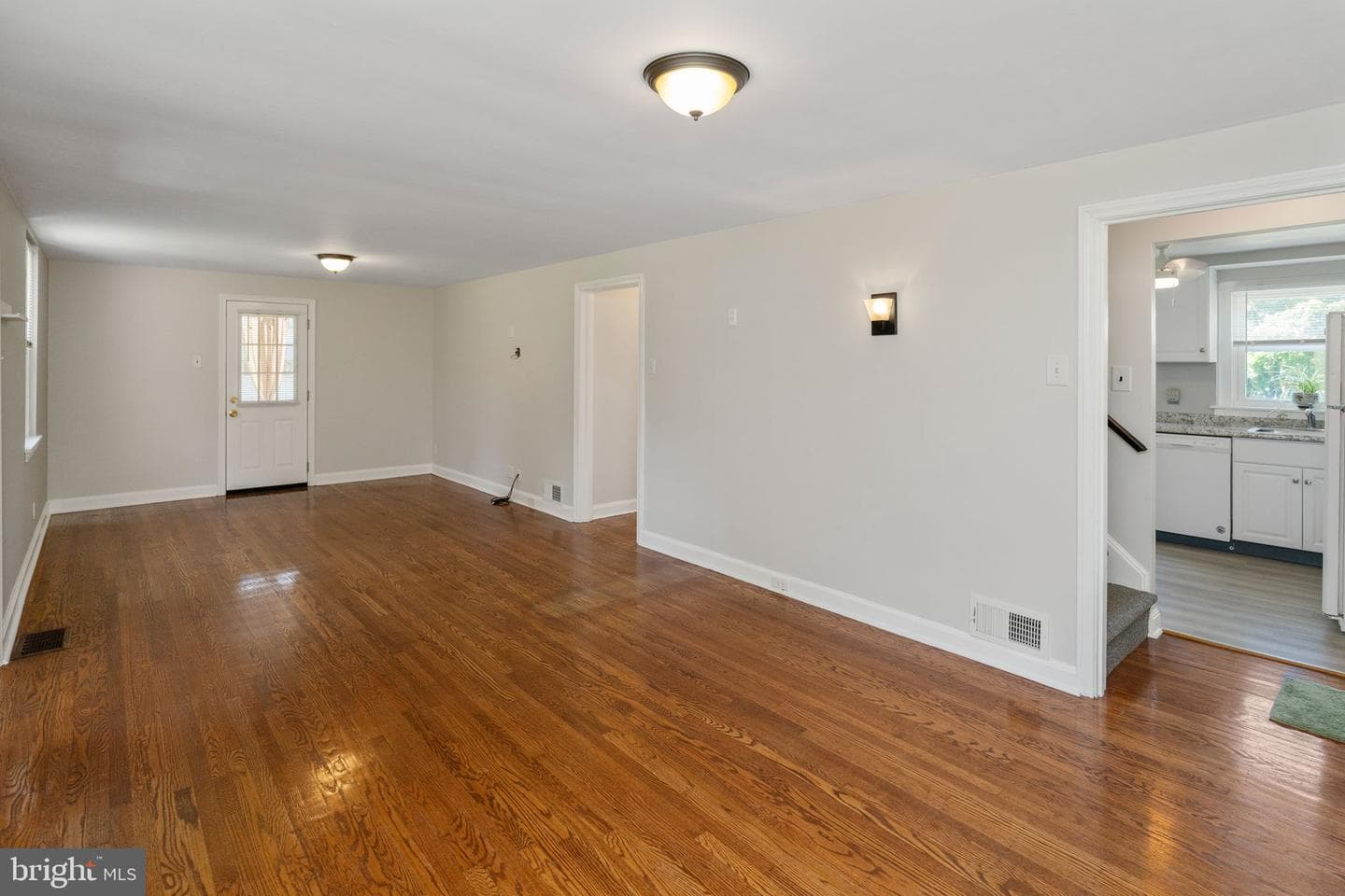 1816 Woodland Road photo 6