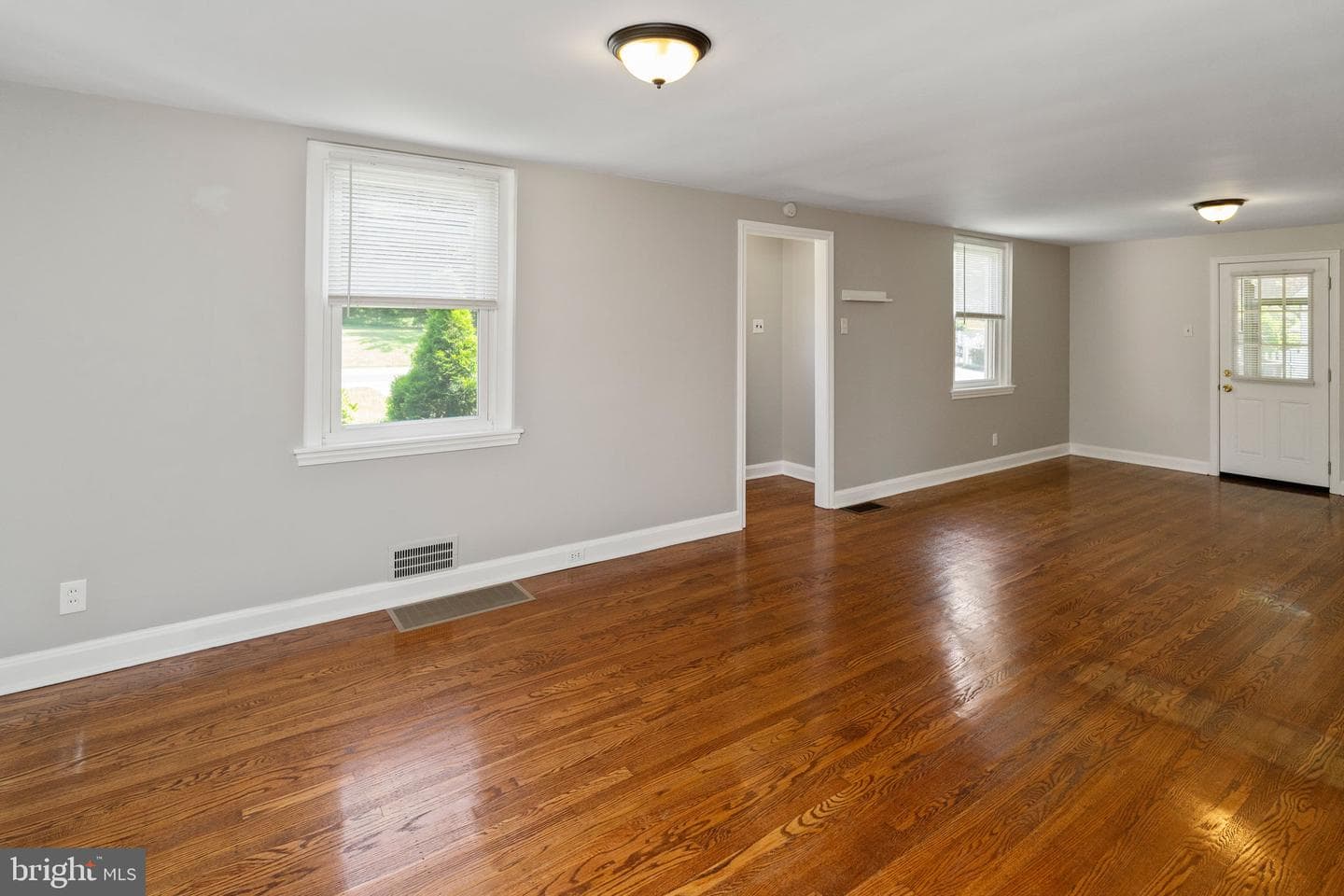 1816 Woodland Road photo 7