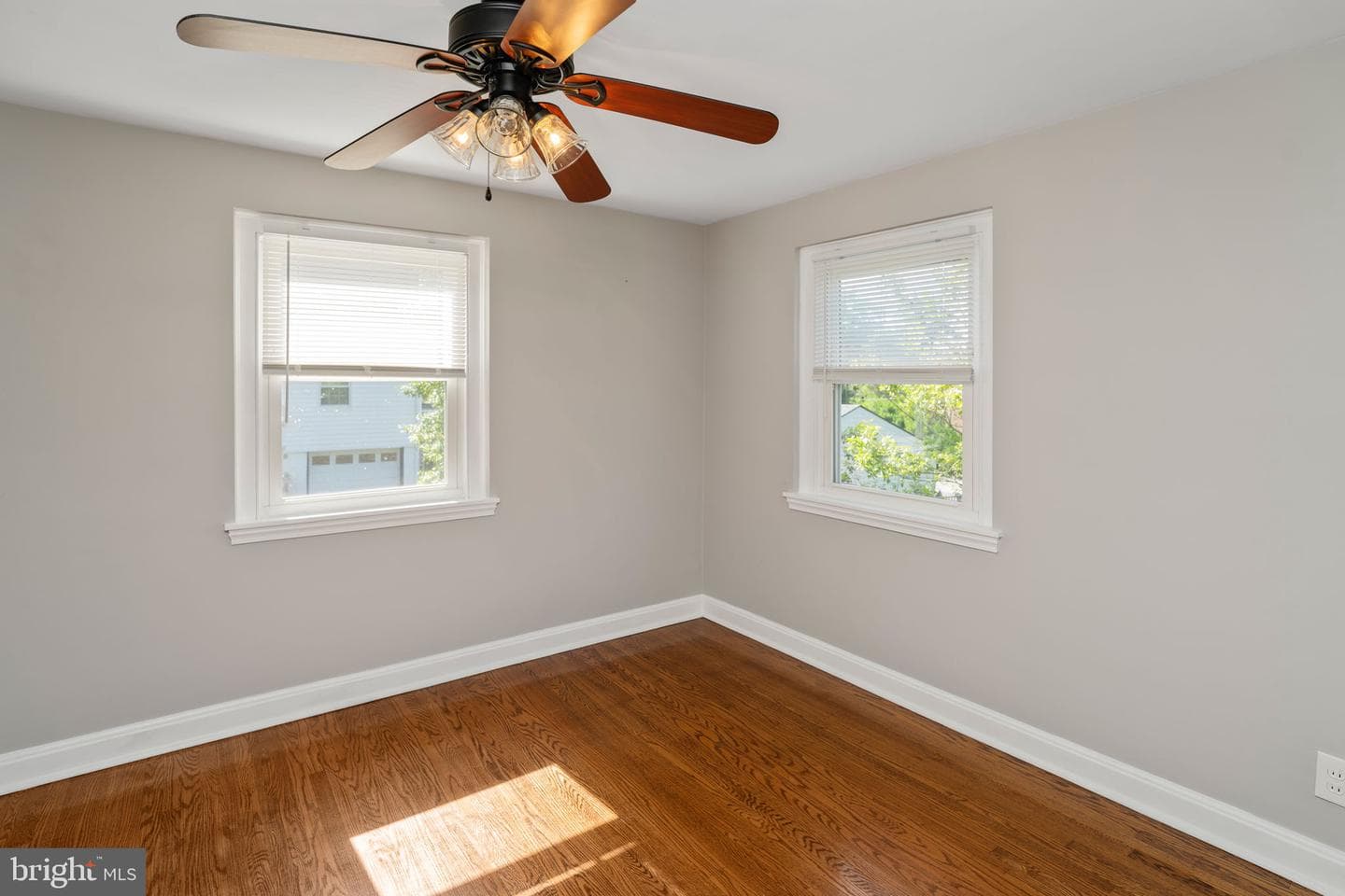 1816 Woodland Road photo 9