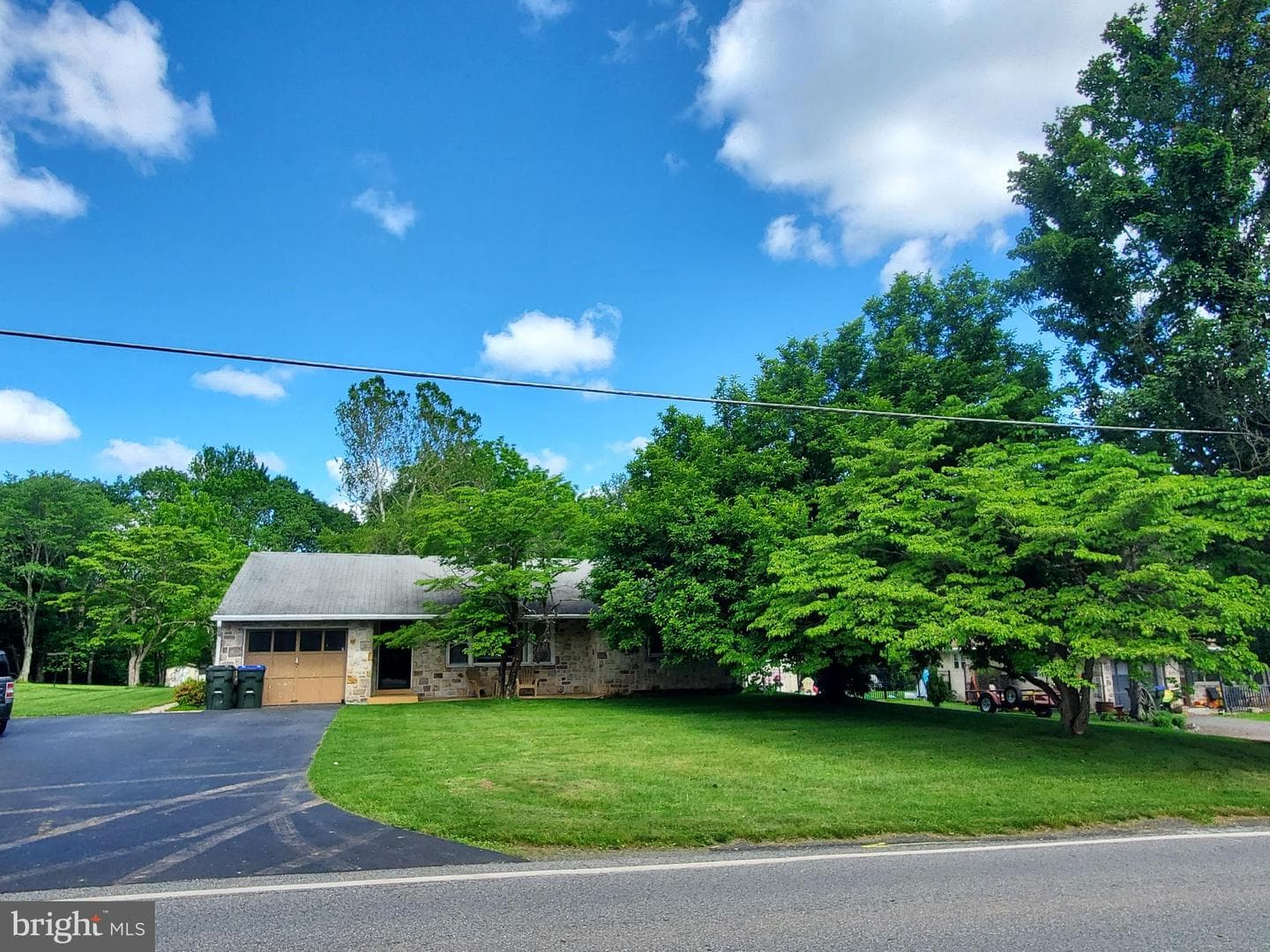 527 Gilbertsville Road photo 16