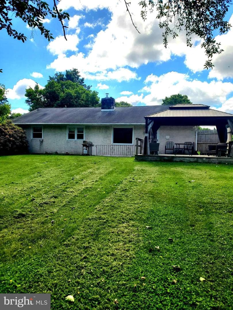 527 Gilbertsville Road photo 6