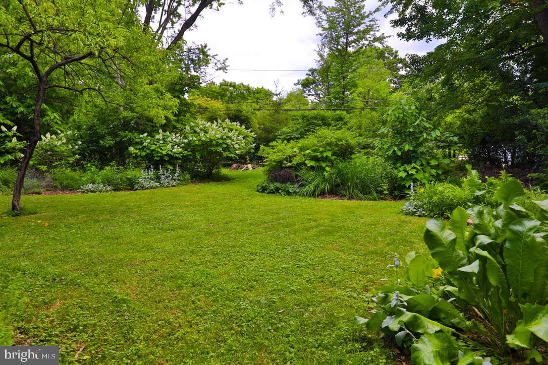 910 Bent Lane photo 40