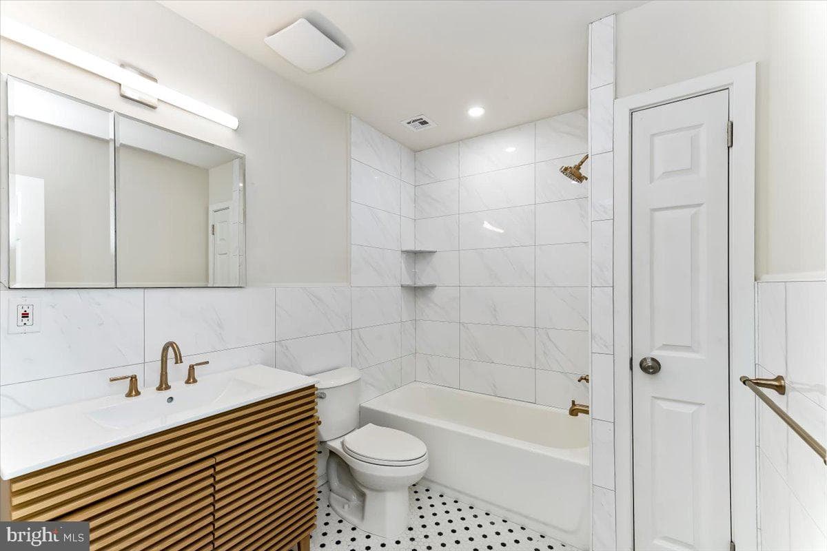 2510 Damian Drive photo 28