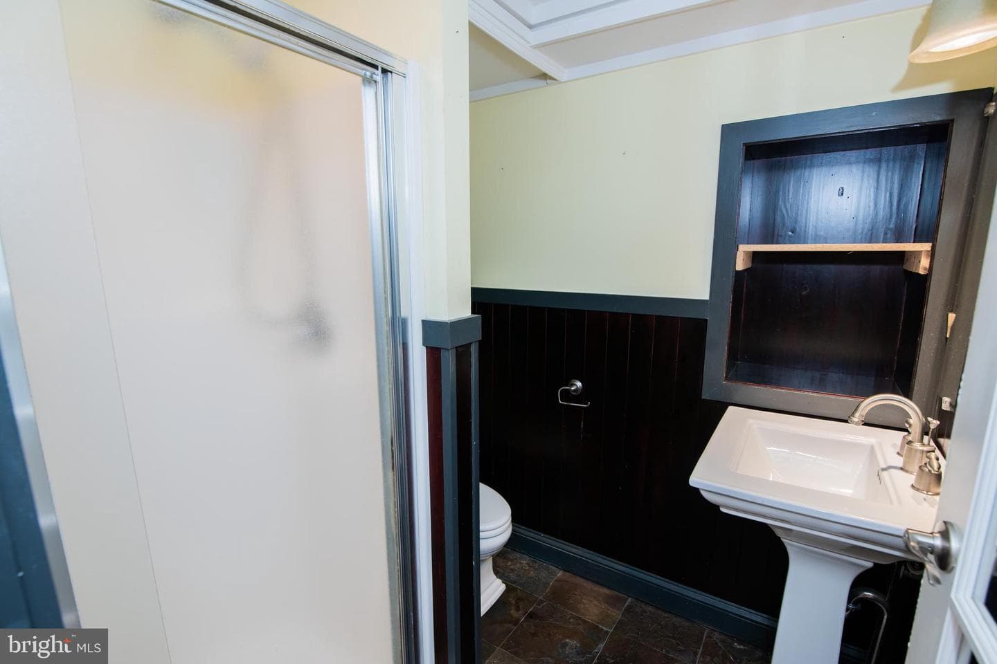 342 Summit Avenue photo 23