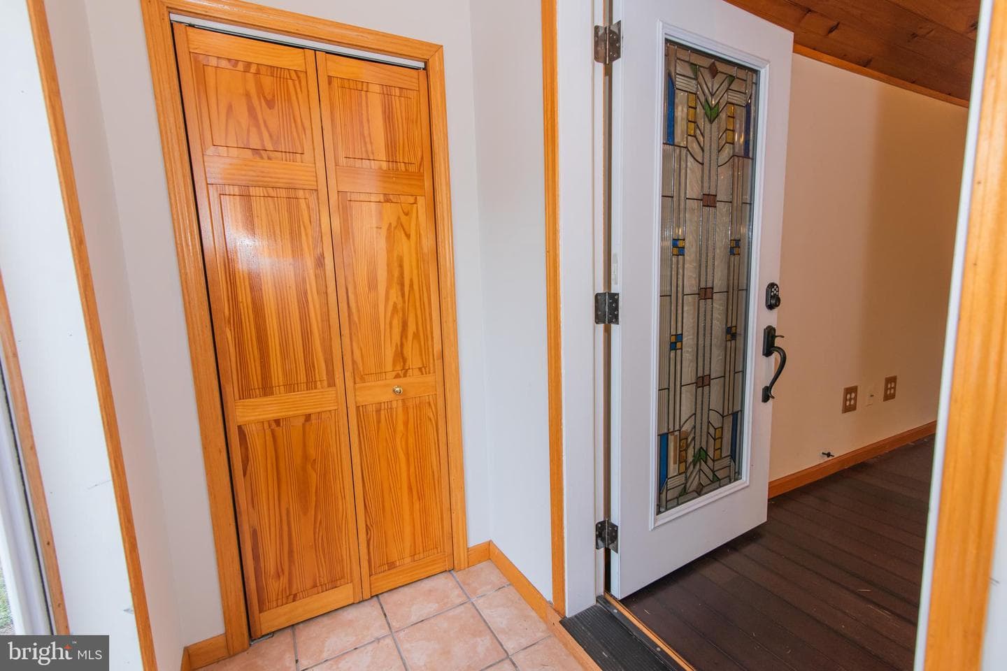 342 Summit Avenue photo 3