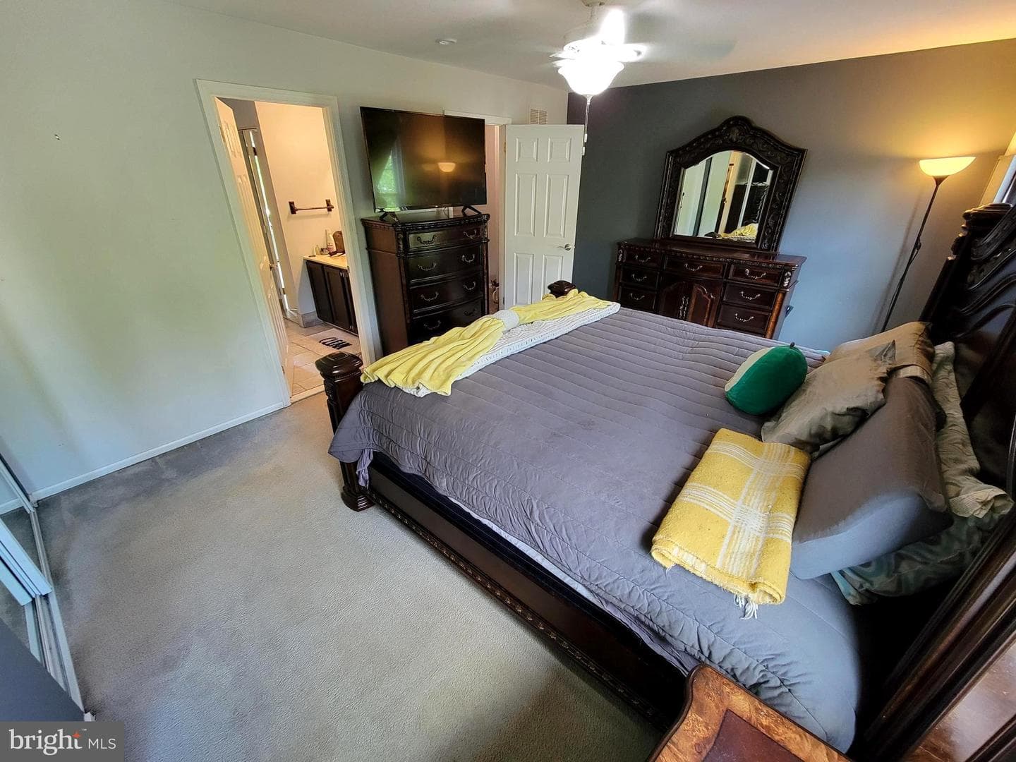 602 Greentree photo 29