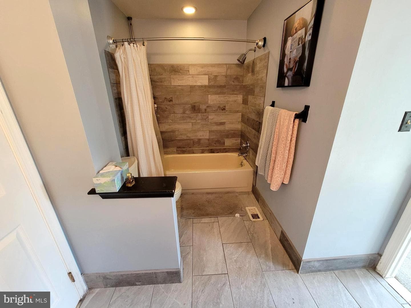 602 Greentree photo 34