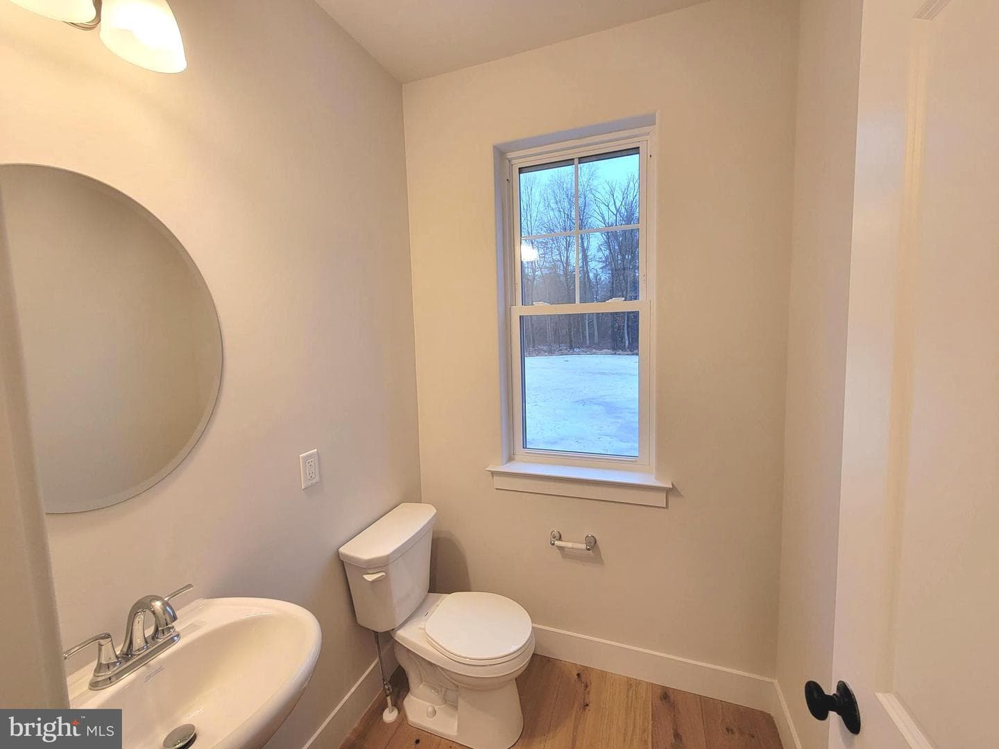 954 Layfield photo 12