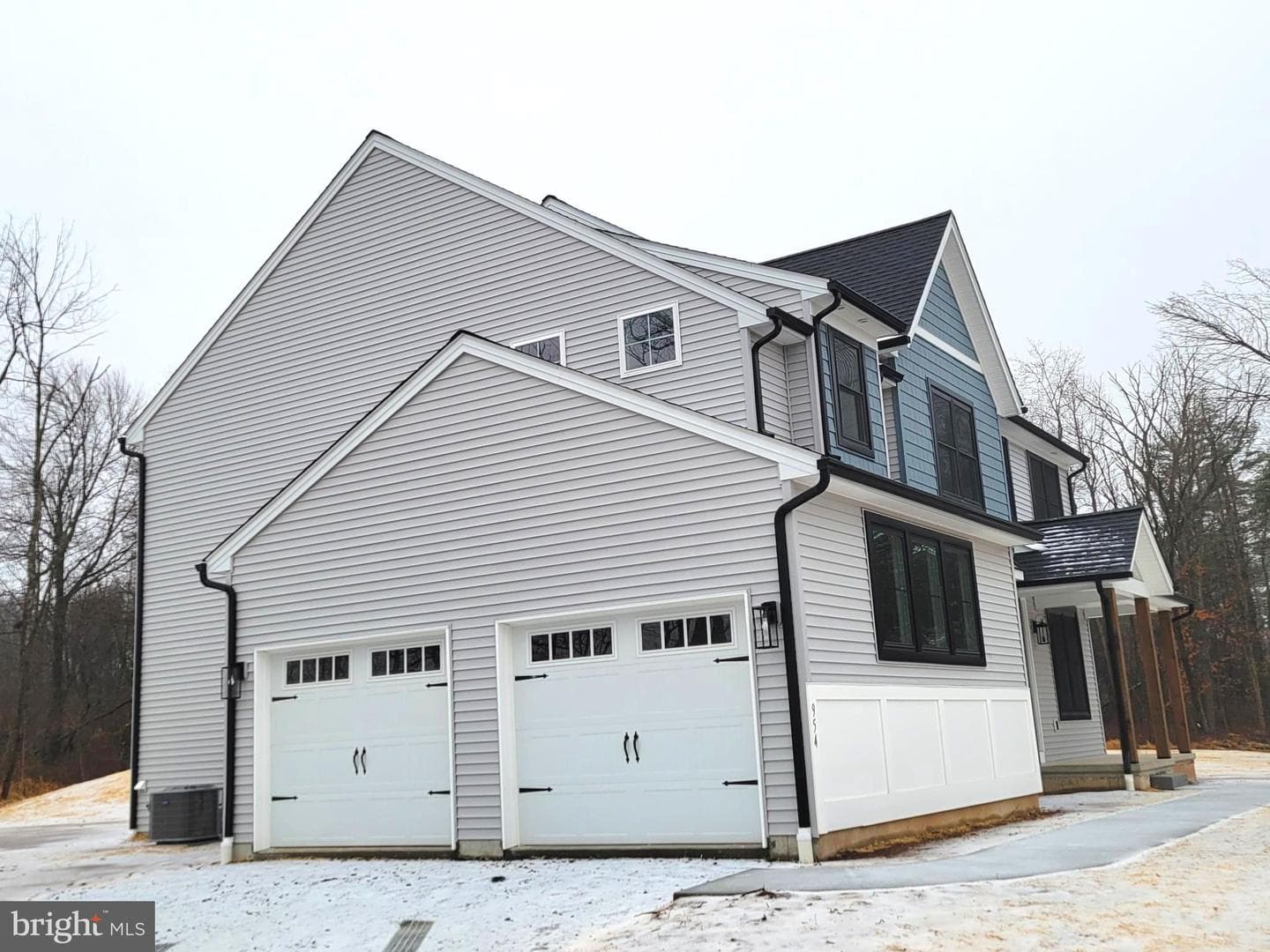 954 Layfield photo 30