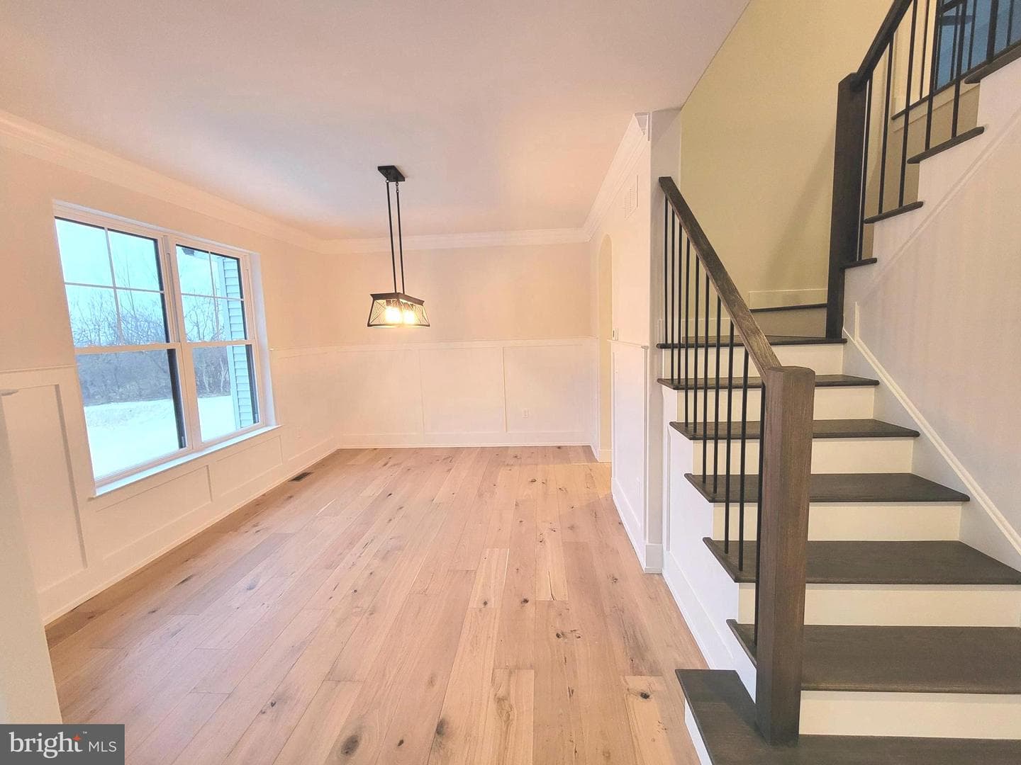 954 Layfield photo 9