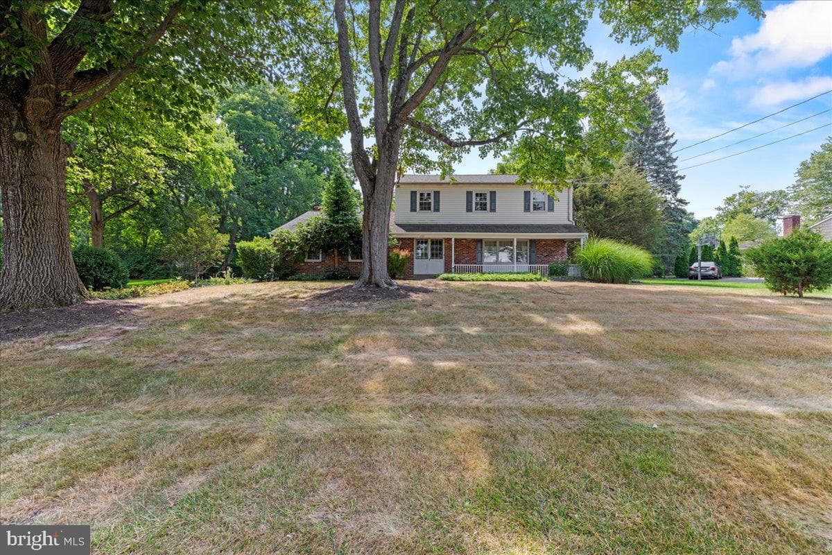 1720 Penns Lane photo 3
