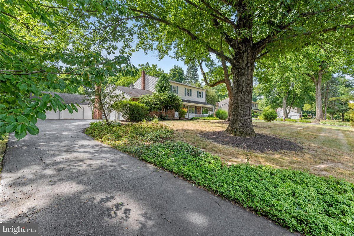 1720 Penns Lane photo 4