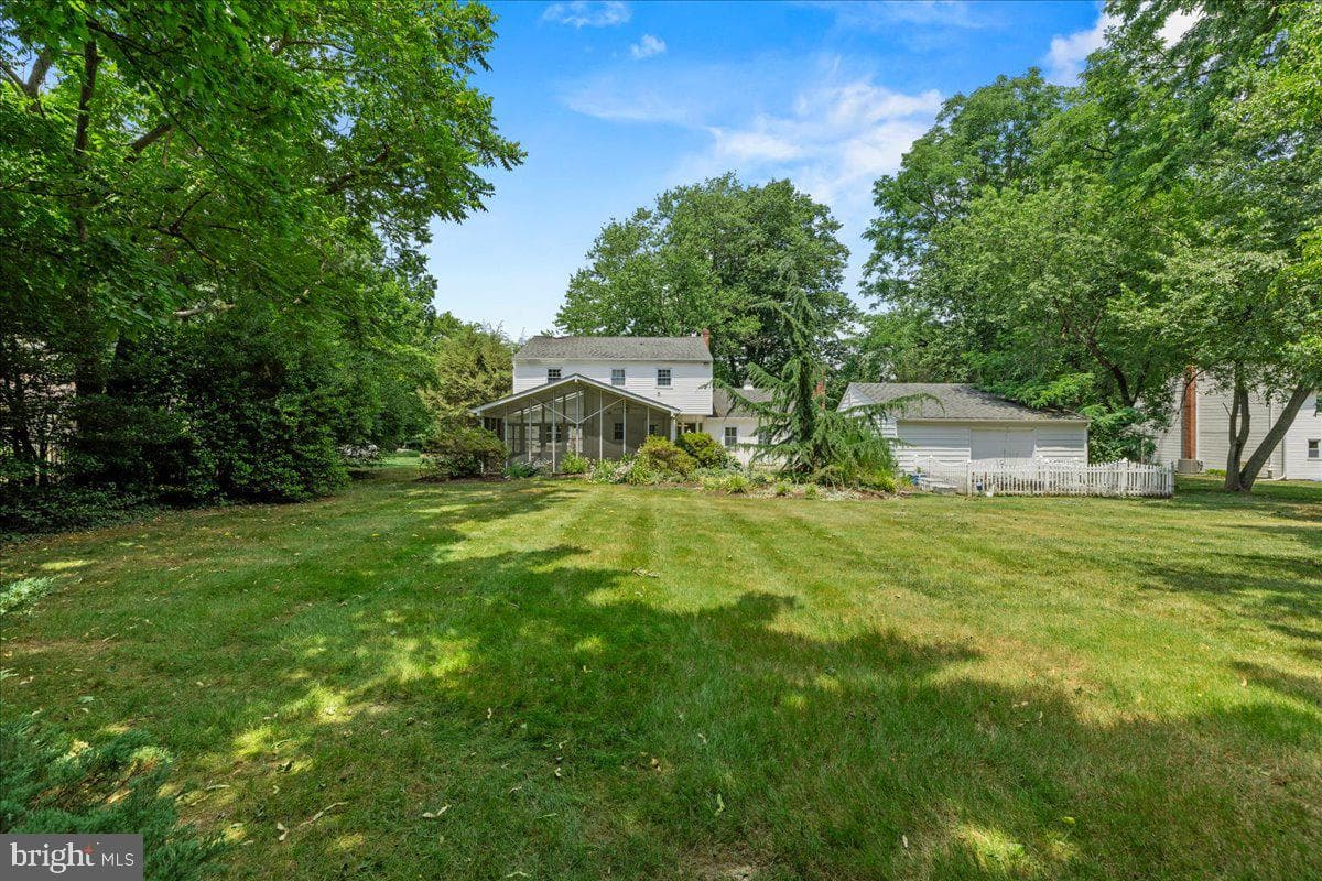1720 Penns Lane photo 44