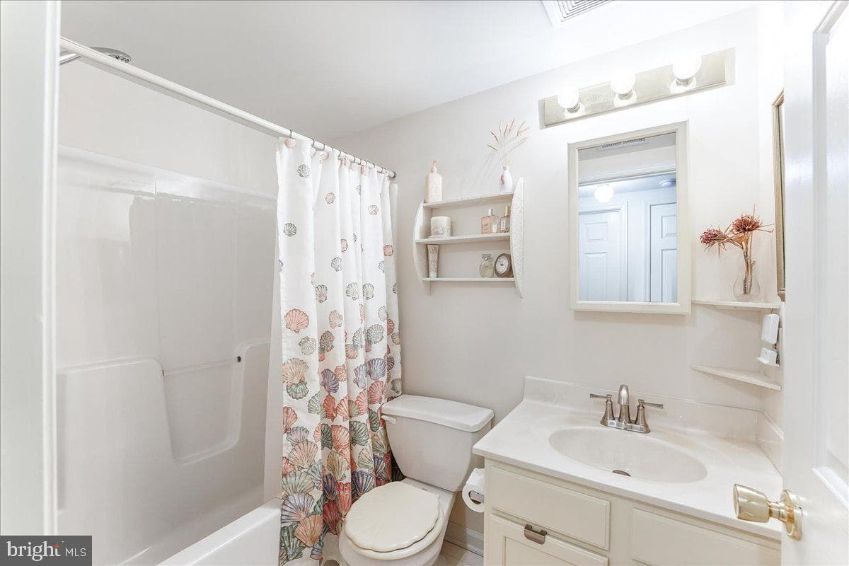 644 Brandon Road photo 18
