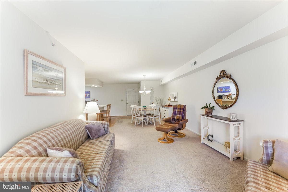 644 Brandon Road photo 6