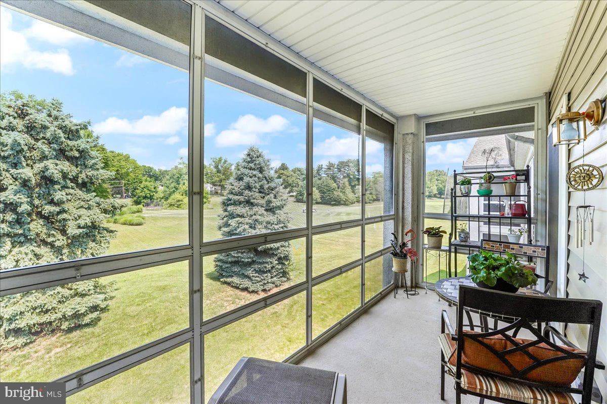 644 Brandon Road photo 7