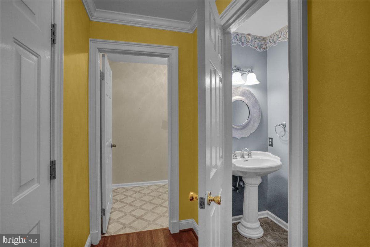167 Ivy Lane photo 35