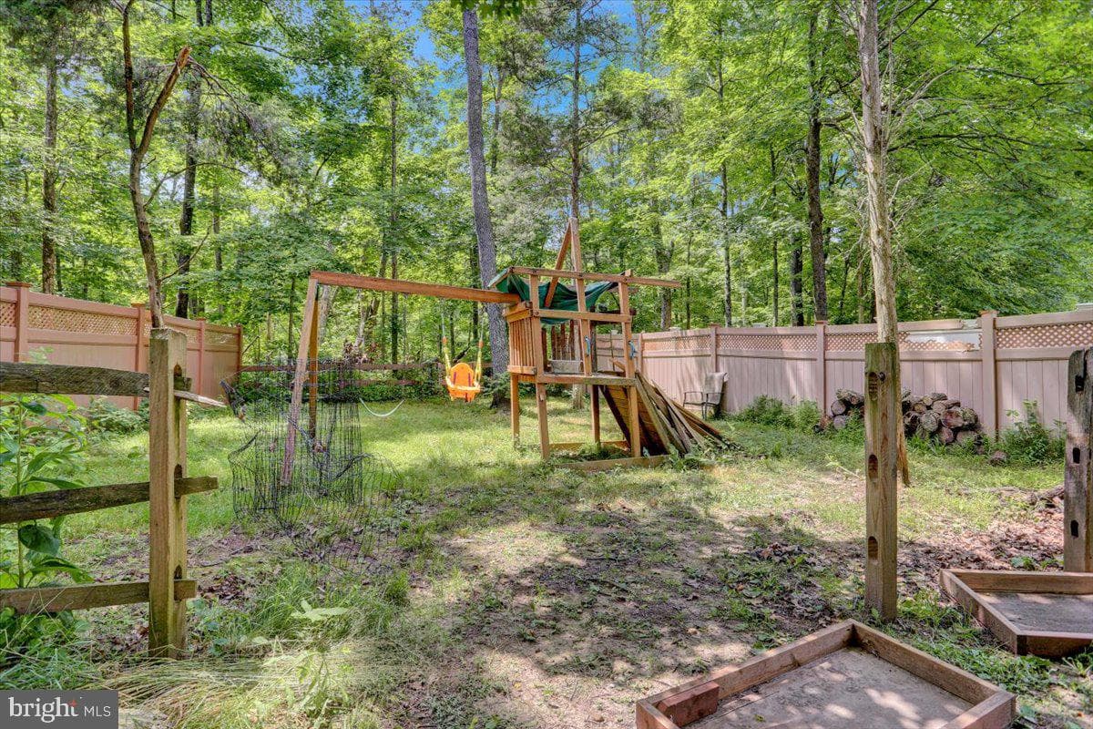 167 Ivy Lane photo 39