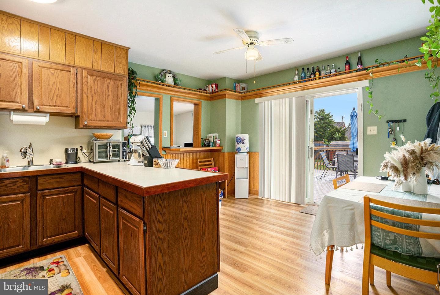 224 W Walnut photo 11