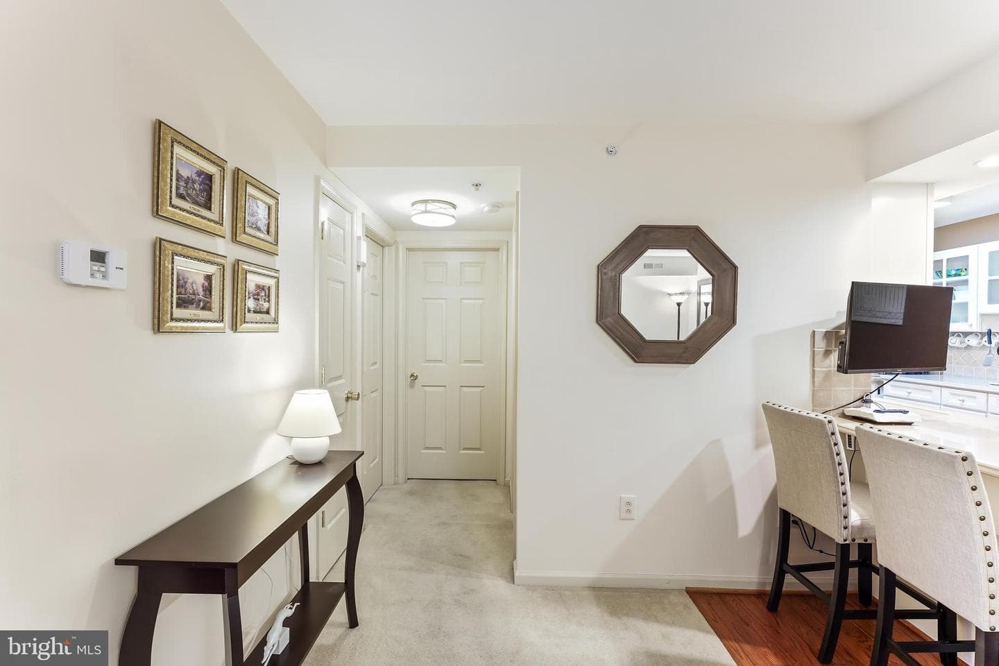 652 Brandon Road photo 12