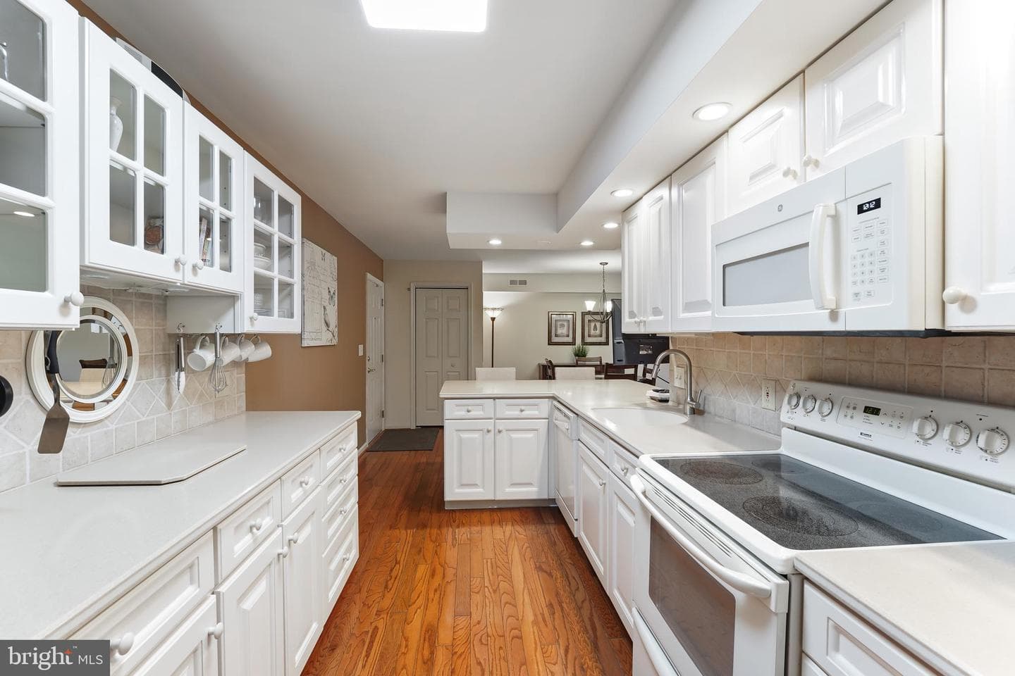 652 Brandon Road photo 7