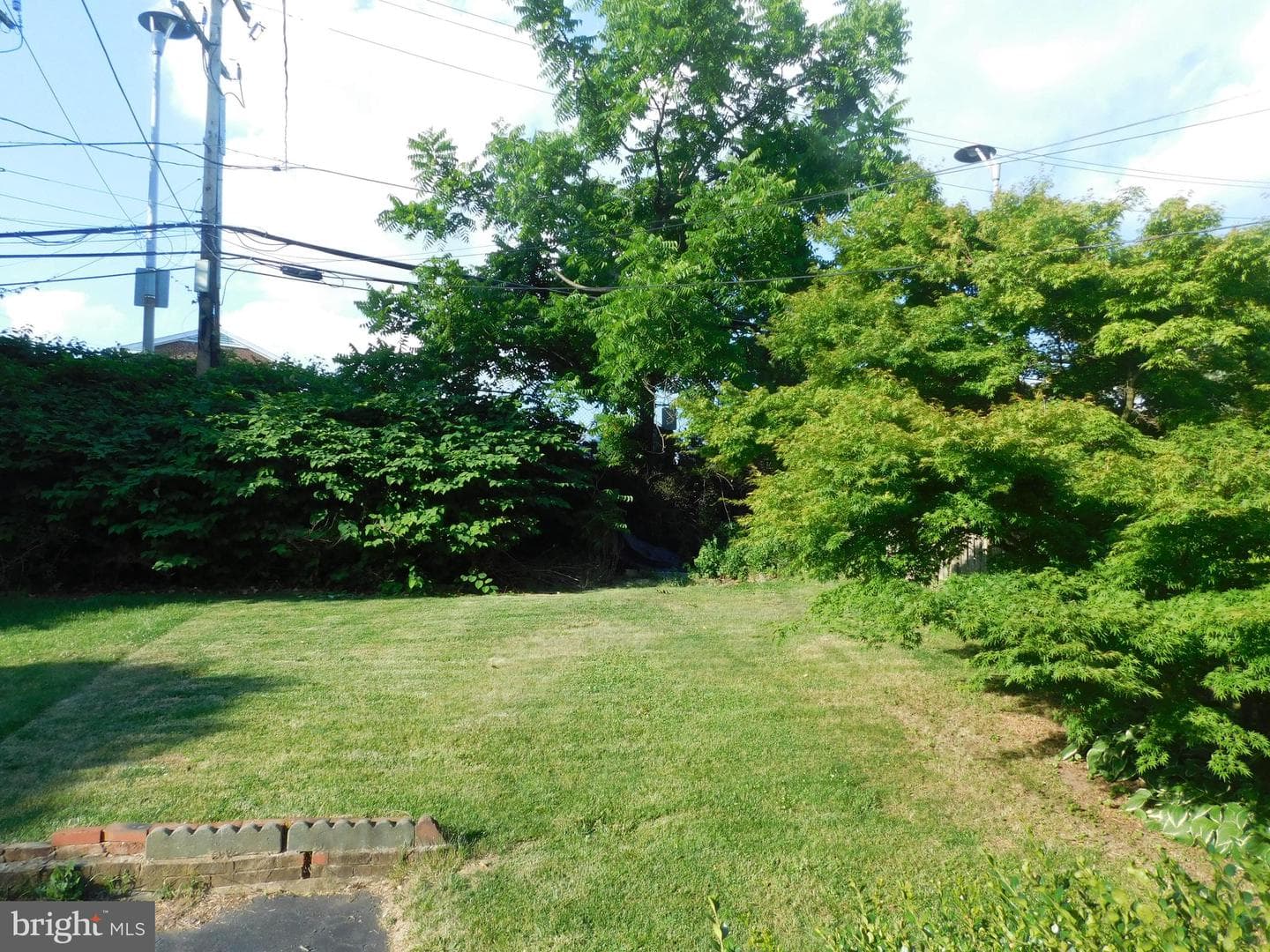 1929 Guernsey Avenue photo 3