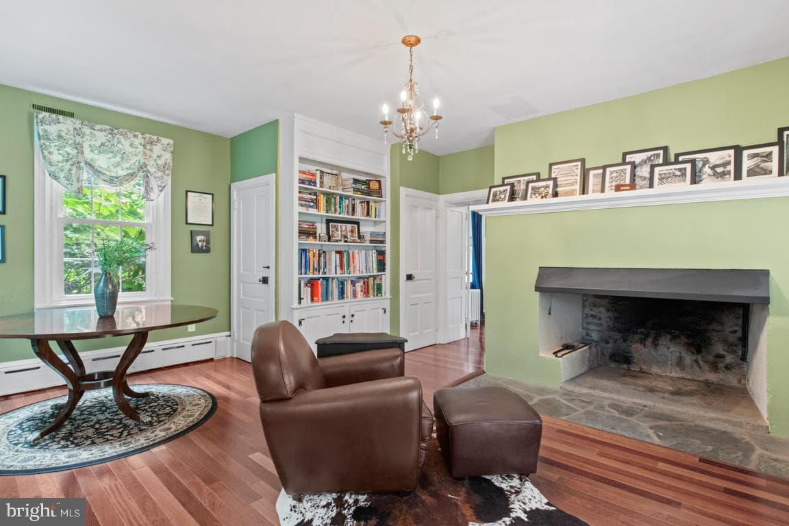 895 Summerset Place photo 10