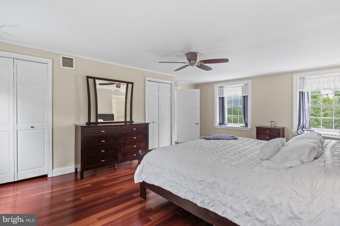 895 Summerset Place photo 22