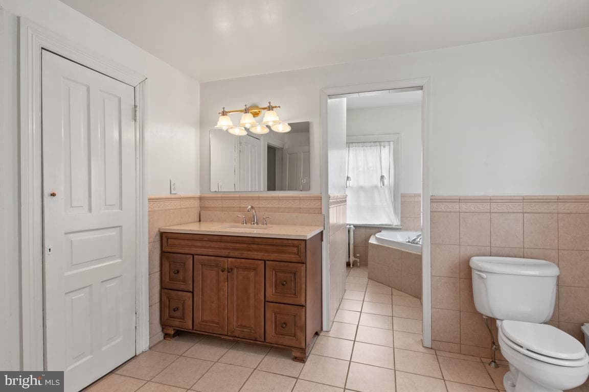 895 Summerset Place photo 27