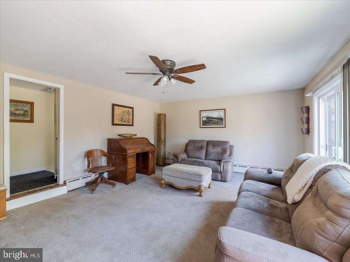 802 Collegeville Road photo 18