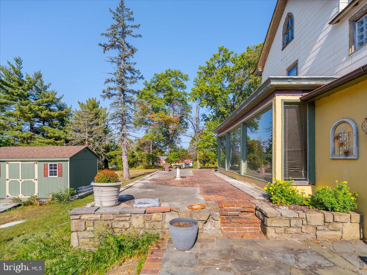 802 Collegeville Road photo 8