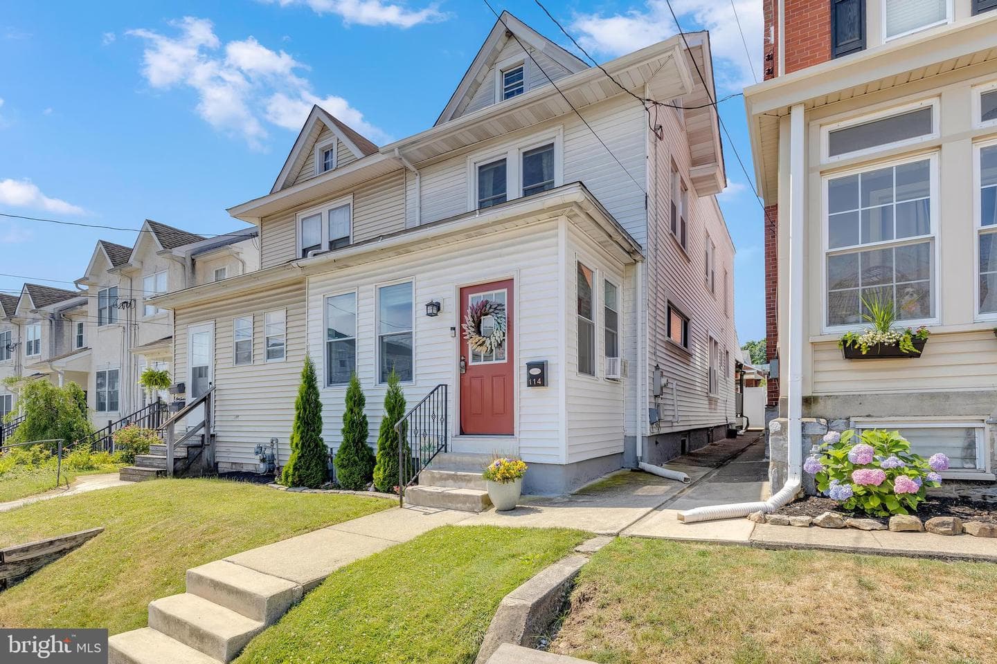 114 8th Street photo 2