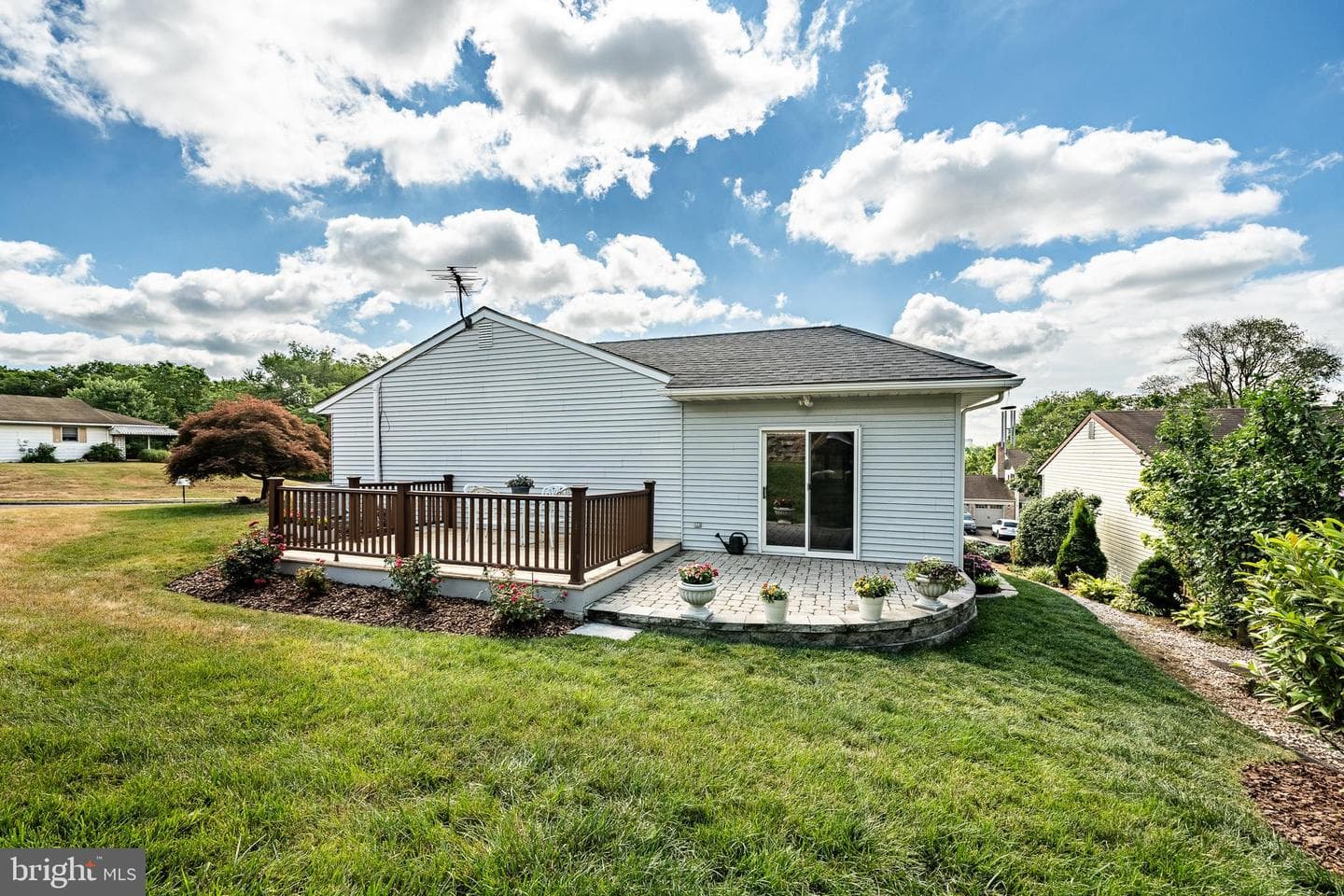 452 Burdan Drive photo 31